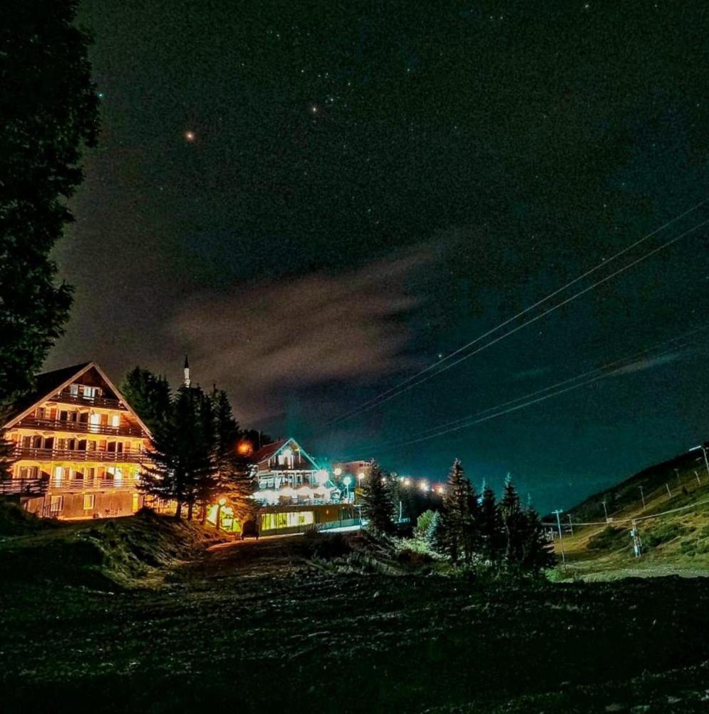 Hotel Arena - Teteks Popova Shapka ภายนอก รูปภาพ